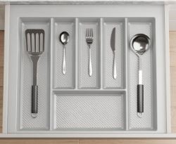 Cutlery tray to suit 600mm drawer